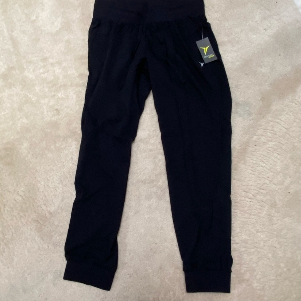 NWT Old Navy active black lightweight jogger pants xs womens.